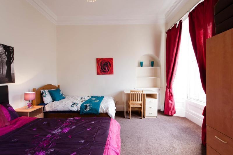 Edinburgh Central Roomz Aparthotel Luaran gambar